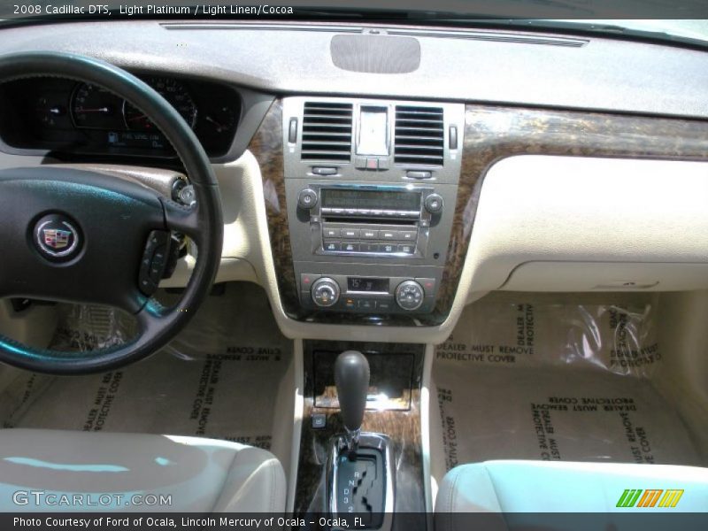 Light Platinum / Light Linen/Cocoa 2008 Cadillac DTS