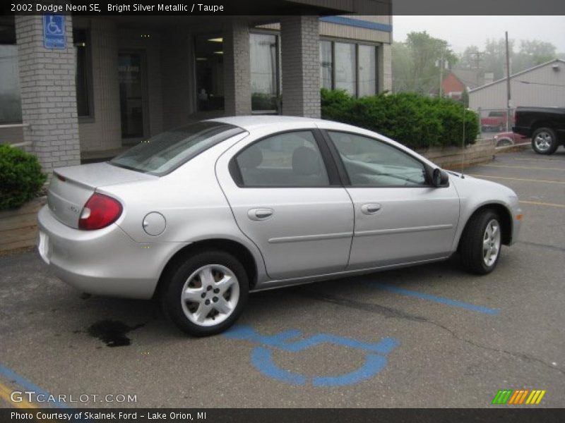 Bright Silver Metallic / Taupe 2002 Dodge Neon SE