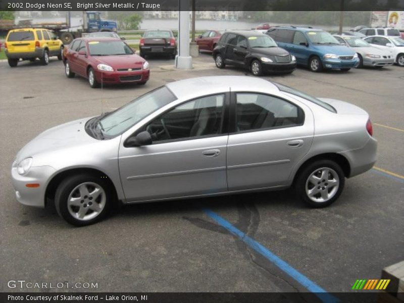Bright Silver Metallic / Taupe 2002 Dodge Neon SE