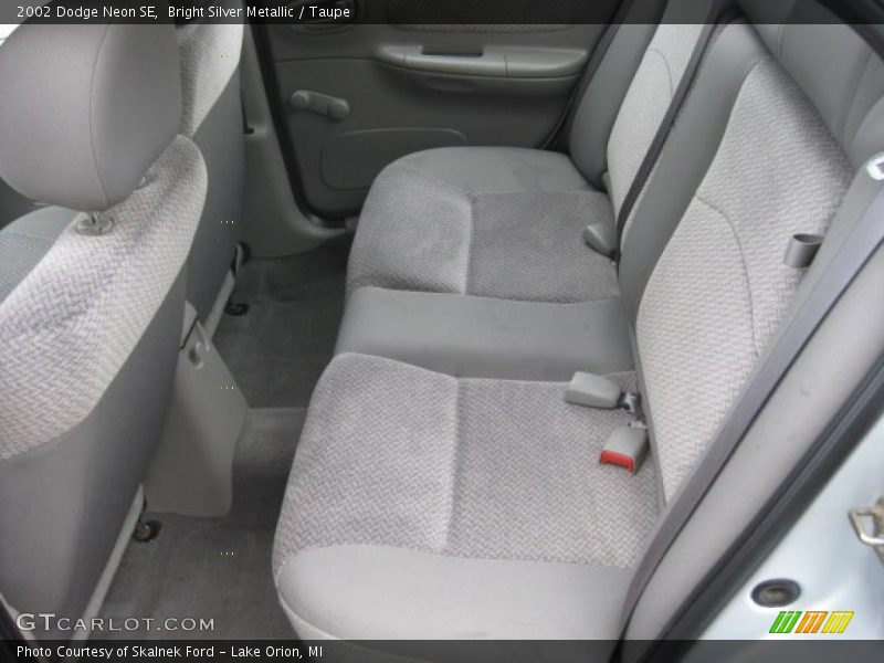 Bright Silver Metallic / Taupe 2002 Dodge Neon SE