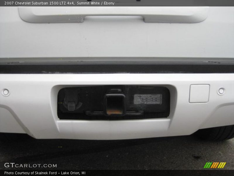 Summit White / Ebony 2007 Chevrolet Suburban 1500 LTZ 4x4