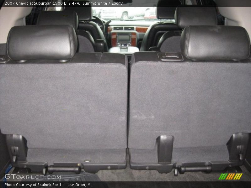 Summit White / Ebony 2007 Chevrolet Suburban 1500 LTZ 4x4