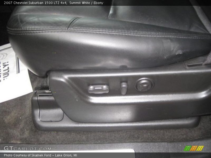 Summit White / Ebony 2007 Chevrolet Suburban 1500 LTZ 4x4
