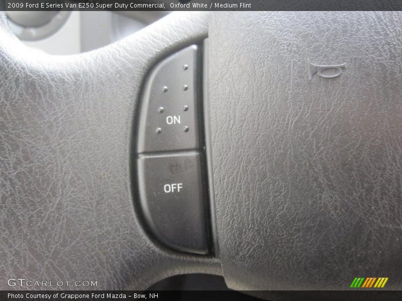 Oxford White / Medium Flint 2009 Ford E Series Van E250 Super Duty Commercial