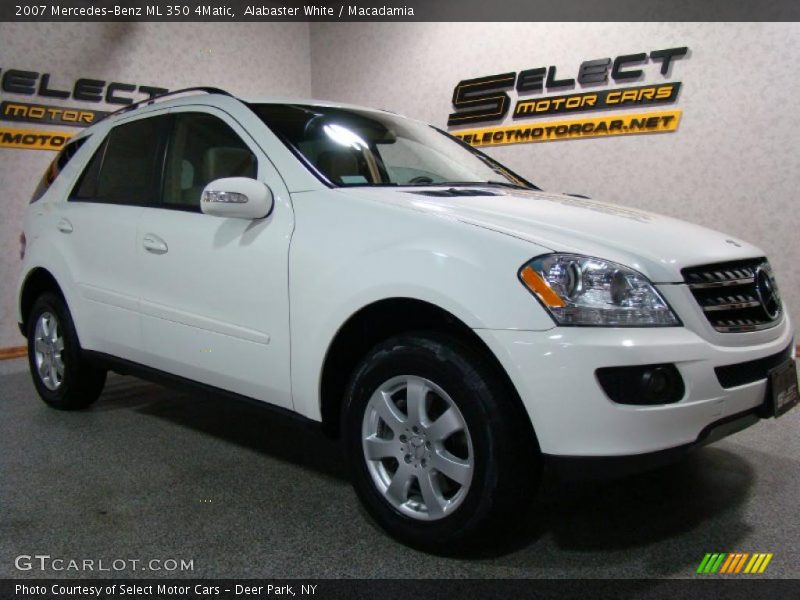 Alabaster White / Macadamia 2007 Mercedes-Benz ML 350 4Matic