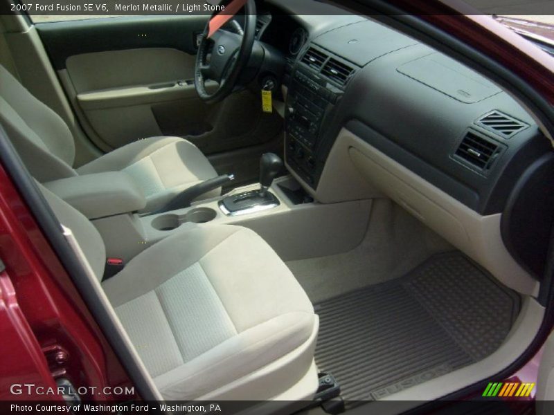 Merlot Metallic / Light Stone 2007 Ford Fusion SE V6