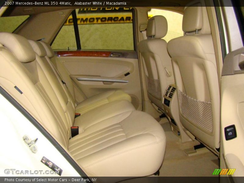 Alabaster White / Macadamia 2007 Mercedes-Benz ML 350 4Matic