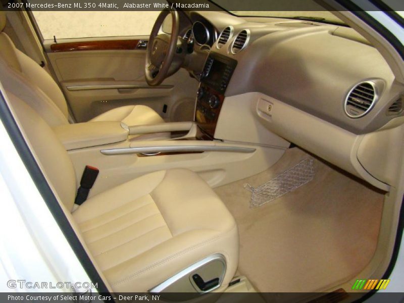 Alabaster White / Macadamia 2007 Mercedes-Benz ML 350 4Matic