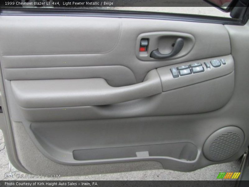 Light Pewter Metallic / Beige 1999 Chevrolet Blazer LT 4x4