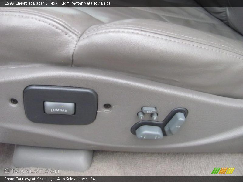 Light Pewter Metallic / Beige 1999 Chevrolet Blazer LT 4x4