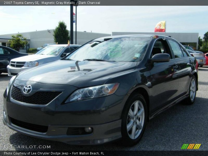 Magnetic Gray Metallic / Dark Charcoal 2007 Toyota Camry SE