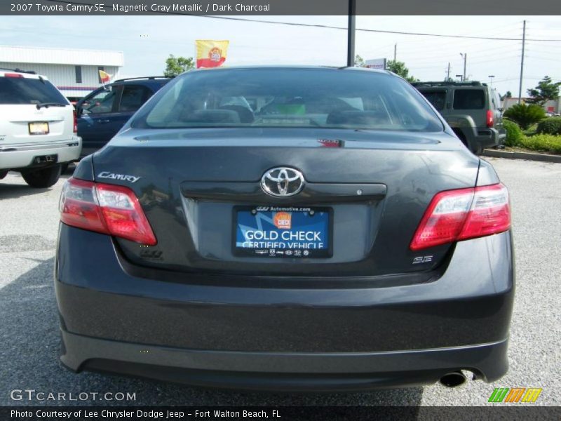 Magnetic Gray Metallic / Dark Charcoal 2007 Toyota Camry SE