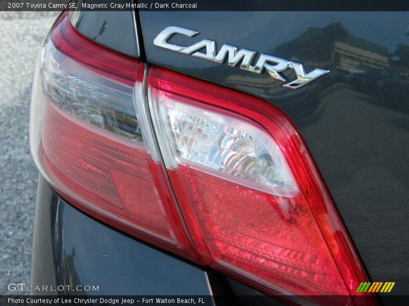 Magnetic Gray Metallic / Dark Charcoal 2007 Toyota Camry SE