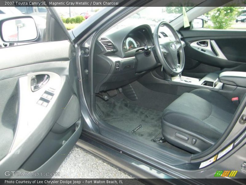 Magnetic Gray Metallic / Dark Charcoal 2007 Toyota Camry SE