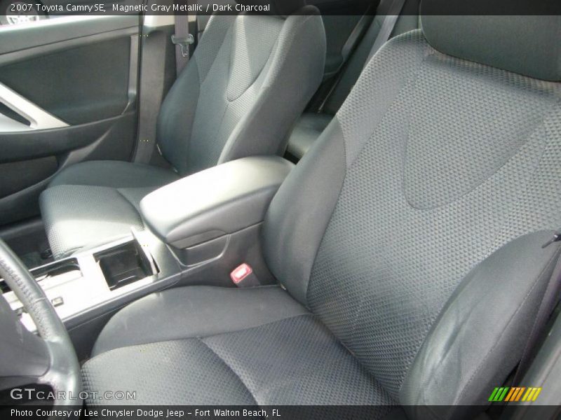 Magnetic Gray Metallic / Dark Charcoal 2007 Toyota Camry SE