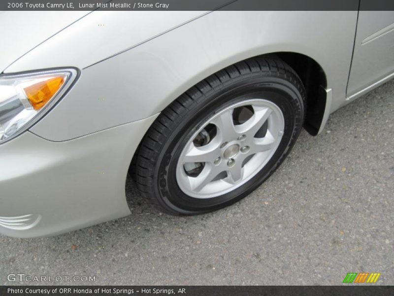 Lunar Mist Metallic / Stone Gray 2006 Toyota Camry LE