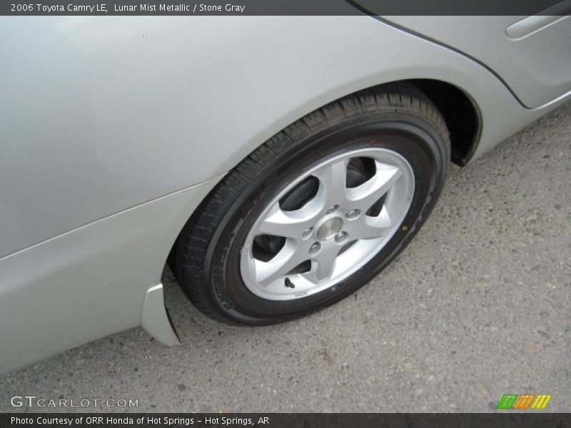 Lunar Mist Metallic / Stone Gray 2006 Toyota Camry LE