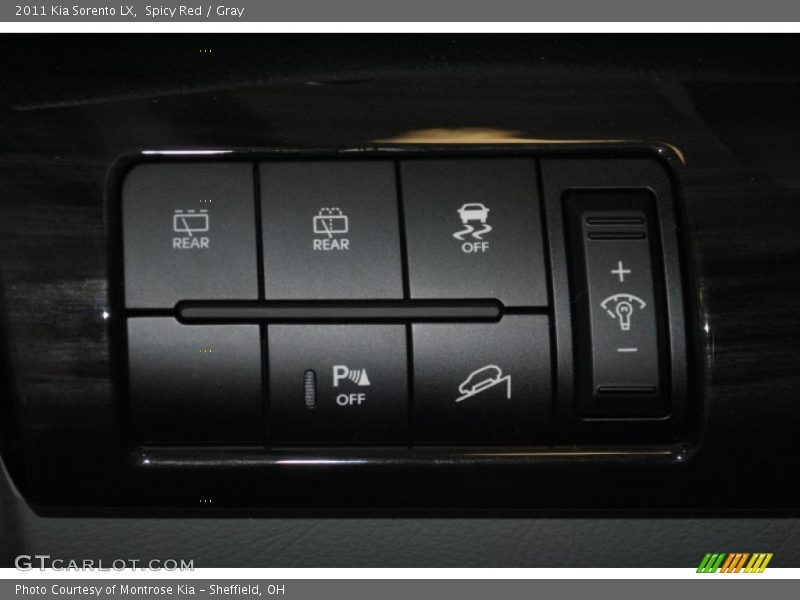 Spicy Red / Gray 2011 Kia Sorento LX
