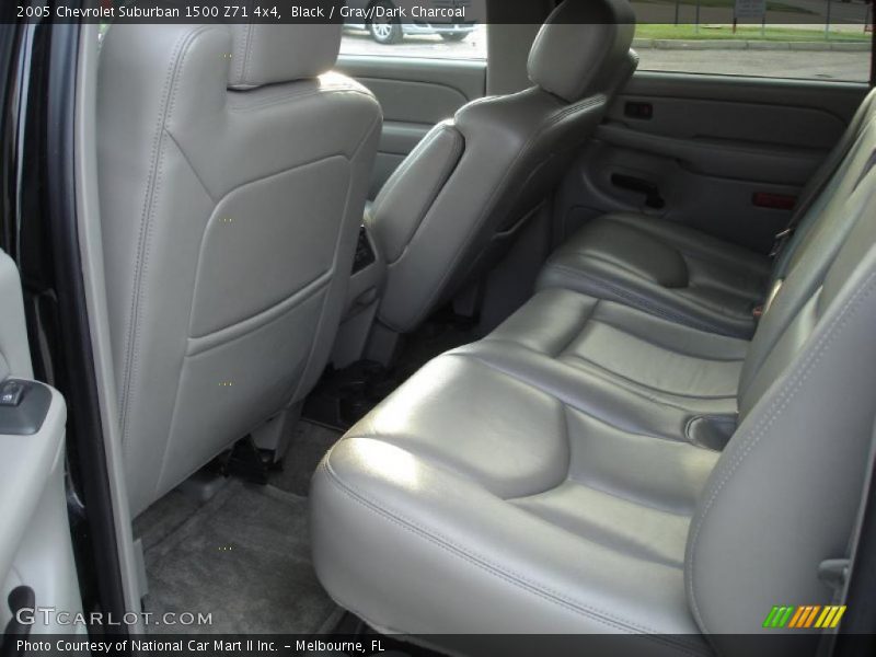 Black / Gray/Dark Charcoal 2005 Chevrolet Suburban 1500 Z71 4x4