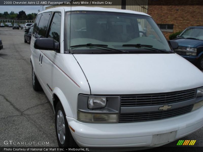 Ivory White / Medium Gray 2000 Chevrolet Astro LS AWD Passenger Van