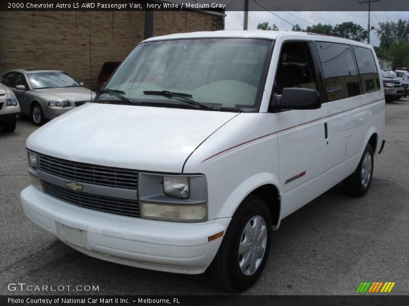 Ivory White / Medium Gray 2000 Chevrolet Astro LS AWD Passenger Van