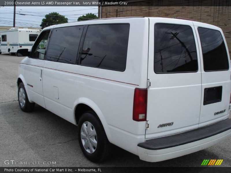 Ivory White / Medium Gray 2000 Chevrolet Astro LS AWD Passenger Van