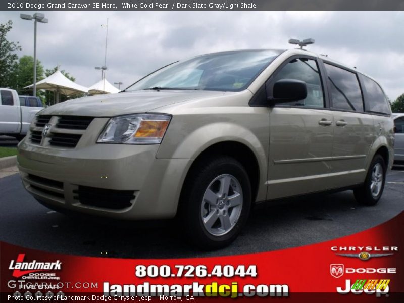 White Gold Pearl / Dark Slate Gray/Light Shale 2010 Dodge Grand Caravan SE Hero