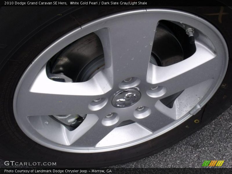 White Gold Pearl / Dark Slate Gray/Light Shale 2010 Dodge Grand Caravan SE Hero