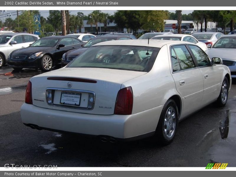 White Diamond Pearl / Neutral Shale 2002 Cadillac DeVille Sedan