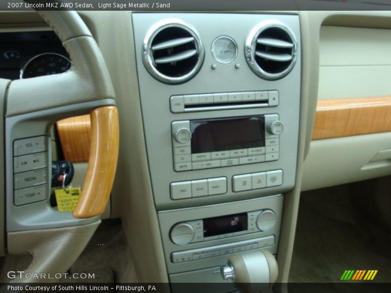 Light Sage Metallic / Sand 2007 Lincoln MKZ AWD Sedan