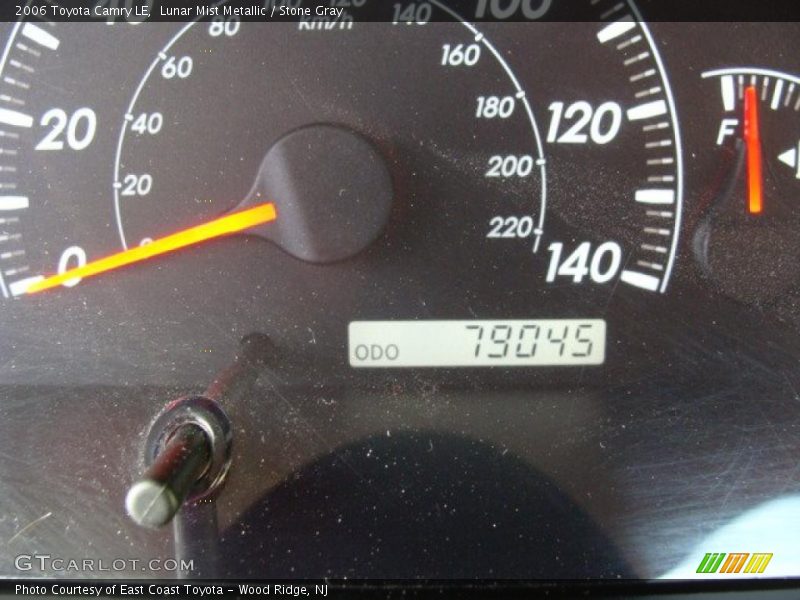 Lunar Mist Metallic / Stone Gray 2006 Toyota Camry LE