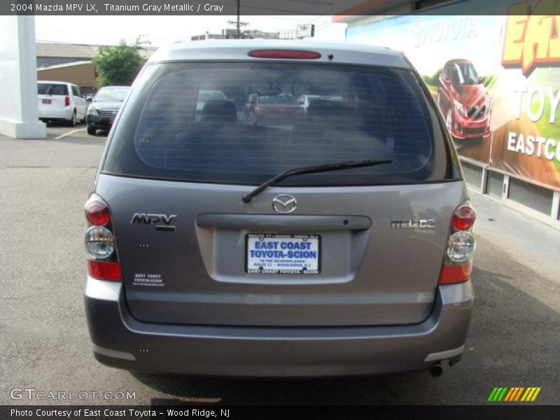 Titanium Gray Metallic / Gray 2004 Mazda MPV LX