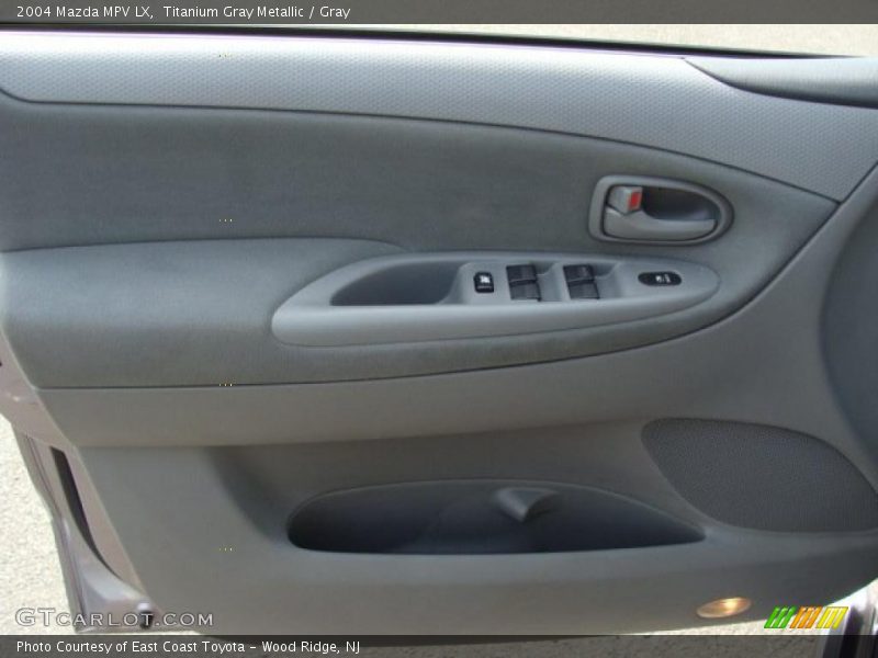 Titanium Gray Metallic / Gray 2004 Mazda MPV LX