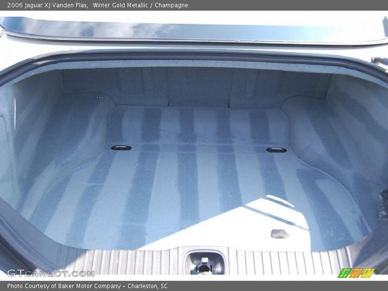 Winter Gold Metallic / Champagne 2006 Jaguar XJ Vanden Plas