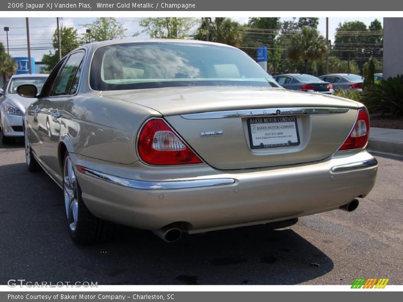 Winter Gold Metallic / Champagne 2006 Jaguar XJ Vanden Plas