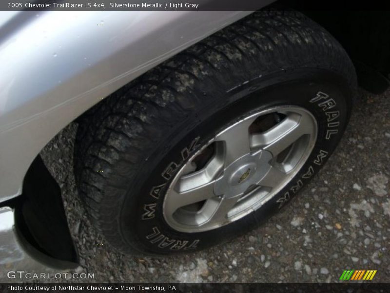 Silverstone Metallic / Light Gray 2005 Chevrolet TrailBlazer LS 4x4