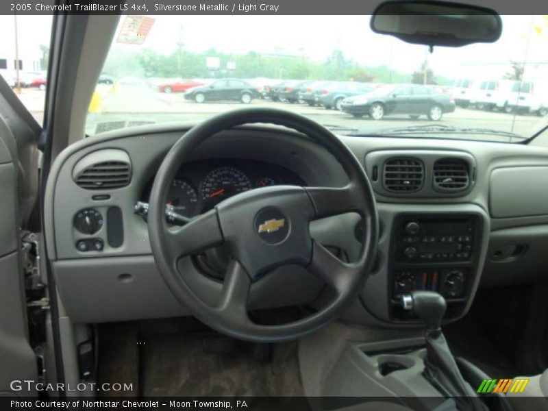 Silverstone Metallic / Light Gray 2005 Chevrolet TrailBlazer LS 4x4