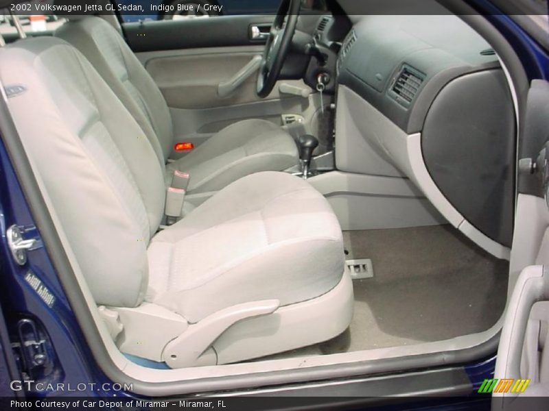 Indigo Blue / Grey 2002 Volkswagen Jetta GL Sedan