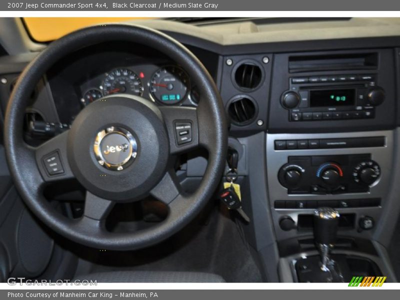Black Clearcoat / Medium Slate Gray 2007 Jeep Commander Sport 4x4