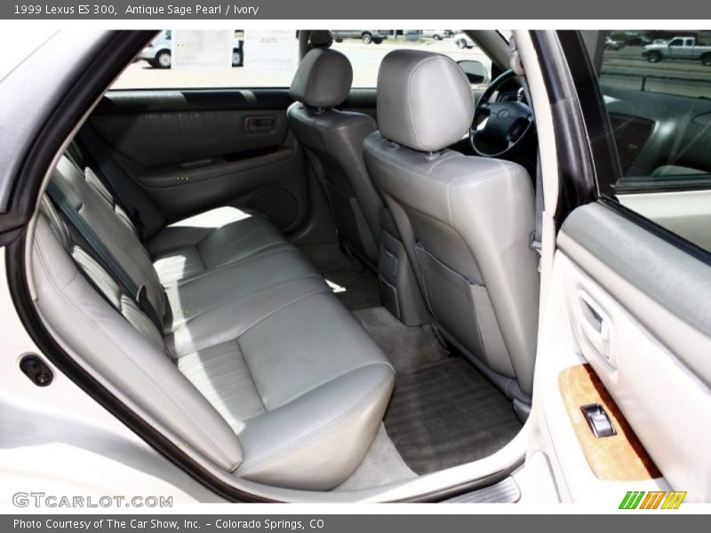 Antique Sage Pearl / Ivory 1999 Lexus ES 300