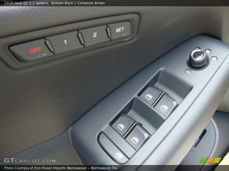 Brilliant Black / Cinnamon Brown 2010 Audi Q5 3.2 quattro
