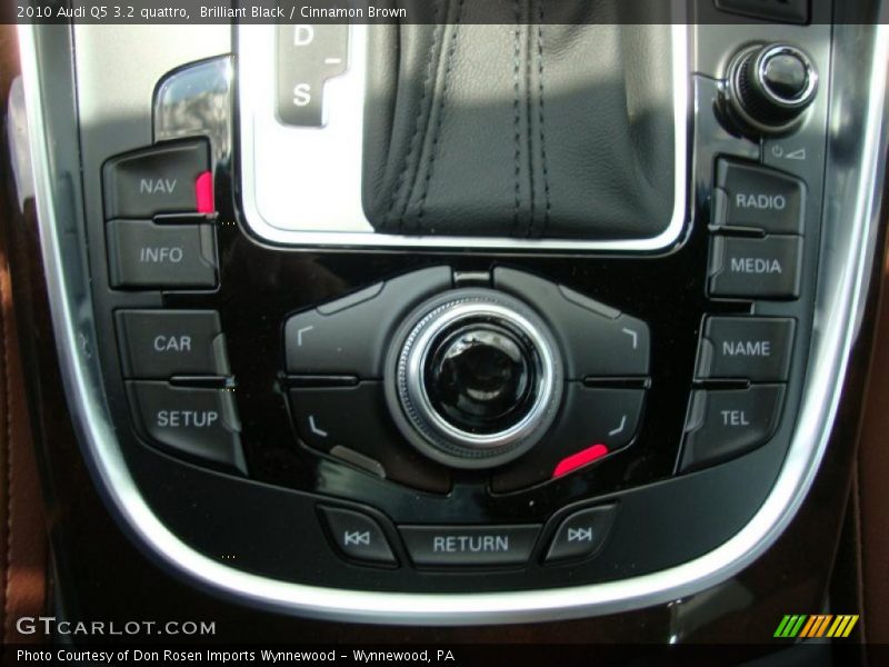 Brilliant Black / Cinnamon Brown 2010 Audi Q5 3.2 quattro