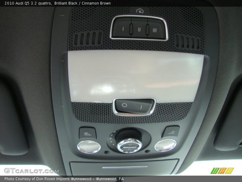 Brilliant Black / Cinnamon Brown 2010 Audi Q5 3.2 quattro