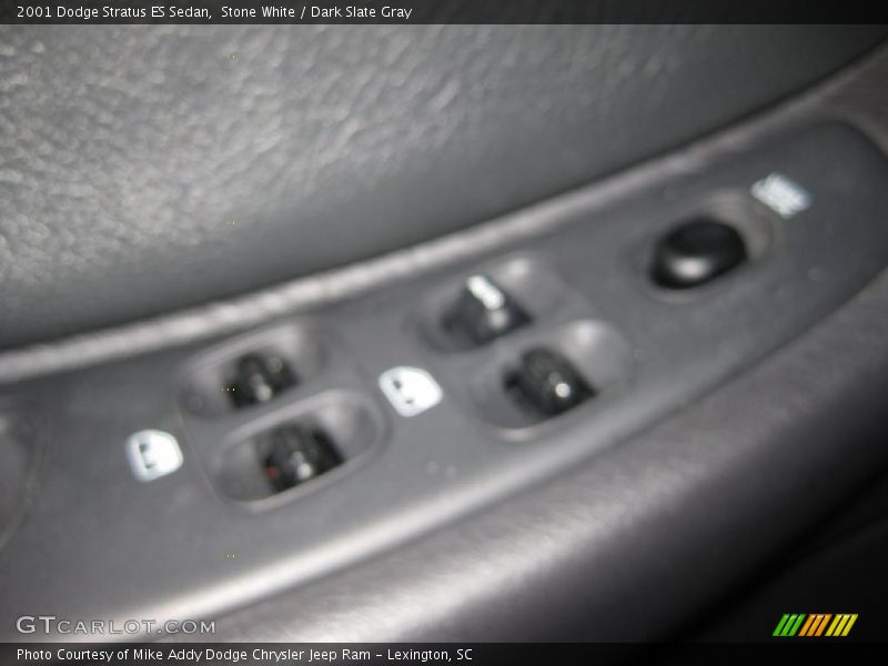 Stone White / Dark Slate Gray 2001 Dodge Stratus ES Sedan