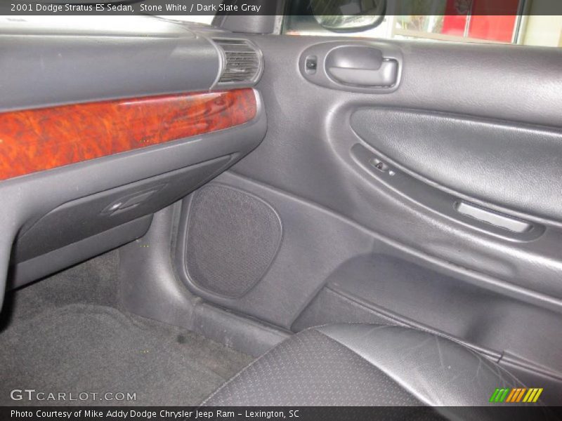 Stone White / Dark Slate Gray 2001 Dodge Stratus ES Sedan