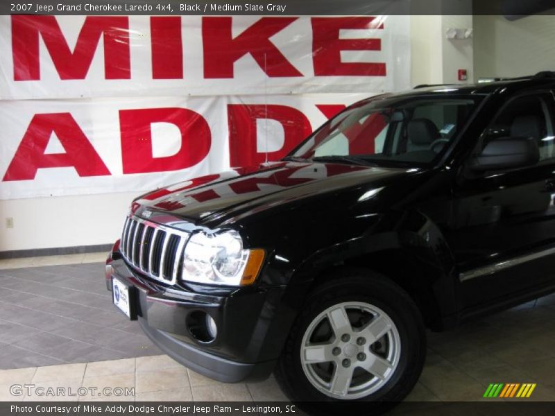Black / Medium Slate Gray 2007 Jeep Grand Cherokee Laredo 4x4
