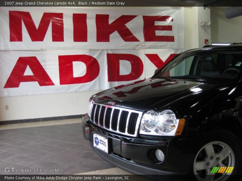 Black / Medium Slate Gray 2007 Jeep Grand Cherokee Laredo 4x4