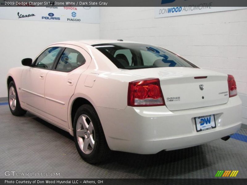 Stone White / Dark Slate Gray 2009 Dodge Charger SXT