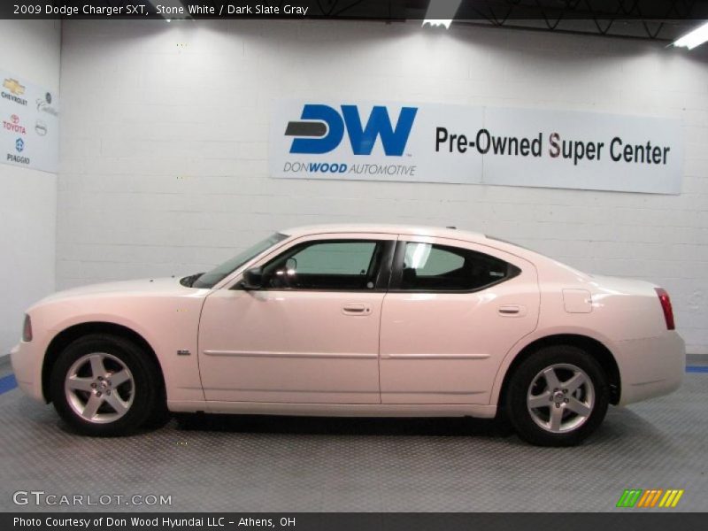 Stone White / Dark Slate Gray 2009 Dodge Charger SXT