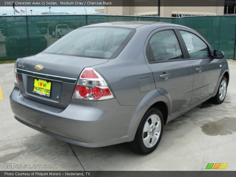 Medium Gray / Charcoal Black 2007 Chevrolet Aveo LS Sedan